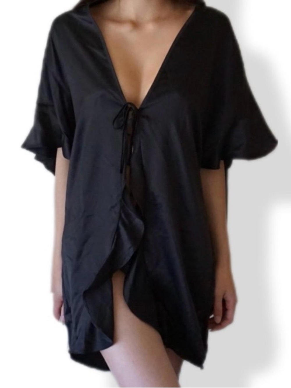 NWT Victoria’s Secret satin flutter sleeve kimono ruffle robe black one size
